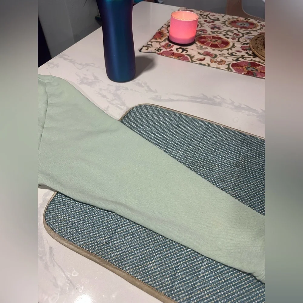 NIKE Cropped Light Green Sweatshirt Sz M - Picture 11 of 11